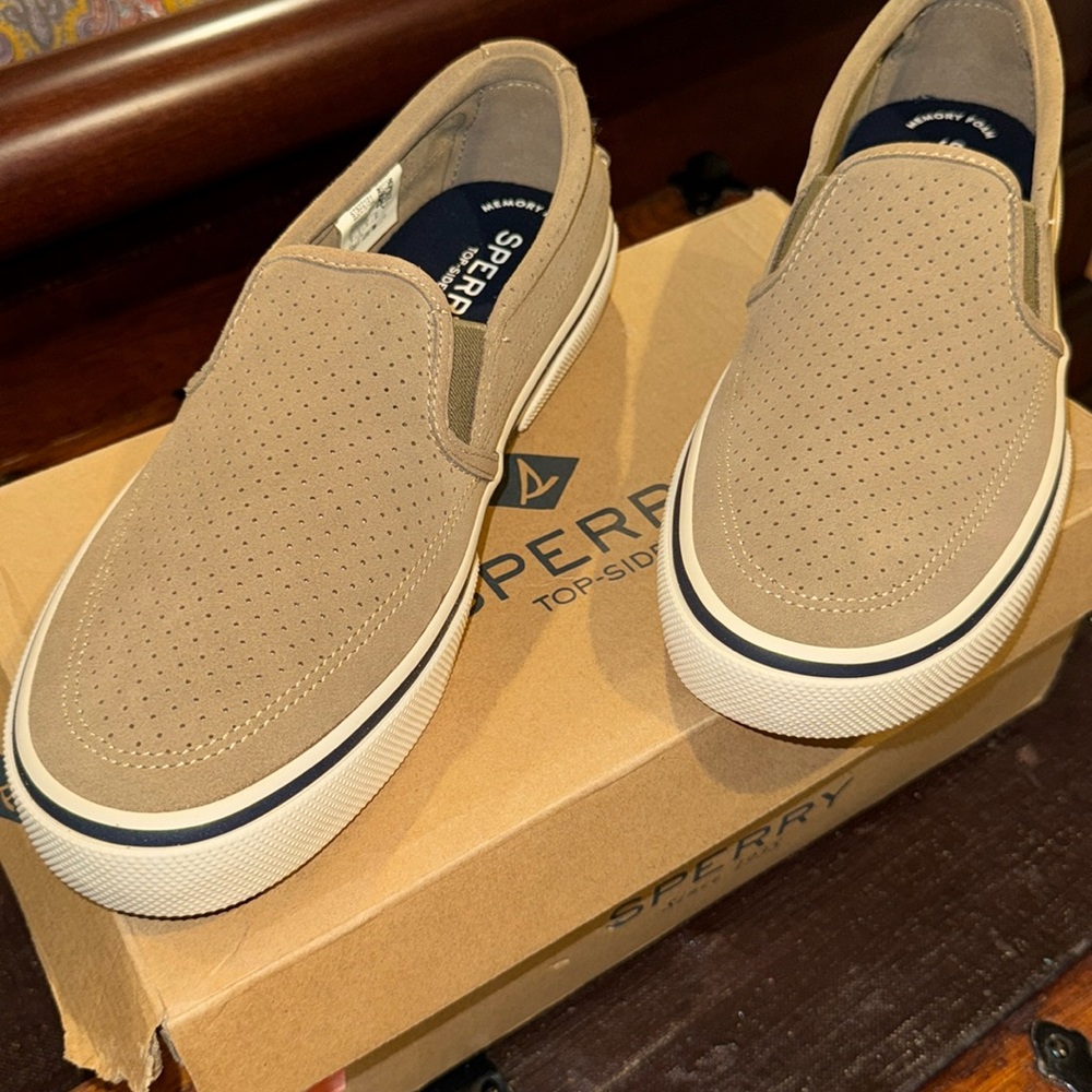 Sperry Halyard slip on suede-Khaki- NIB